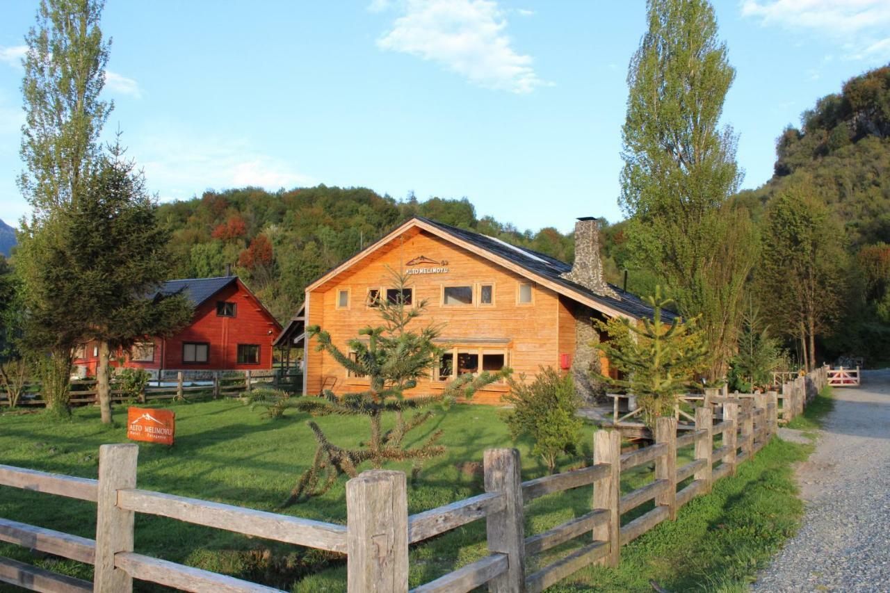 Alto Melimoyu Hotel & Patagonia Ла-Хунта Экстерьер фото