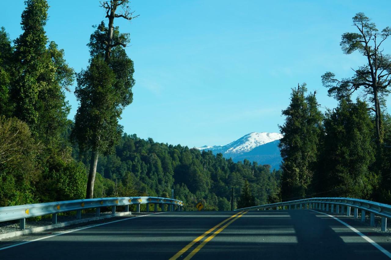 Alto Melimoyu Hotel & Patagonia Ла-Хунта Экстерьер фото